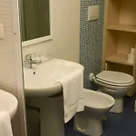 Del Teatro Διαμέρισμα *