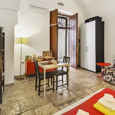 Del Teatro Μπρίντιζι